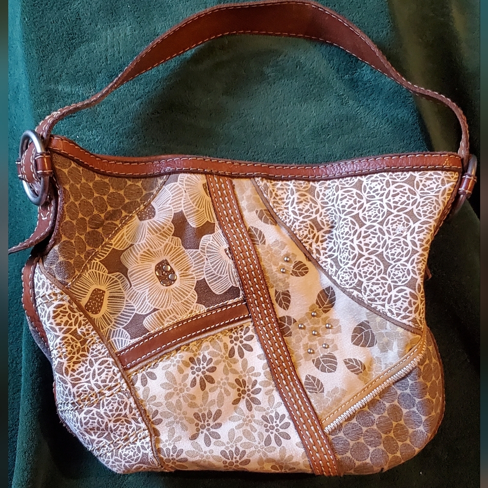Fossil taupe and dull silver bag ~ 14x 11" super cute fabric lined!